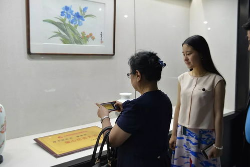 中国礼仪休闲用品工业协会理事长曾会师一行考察景东陶瓷集团