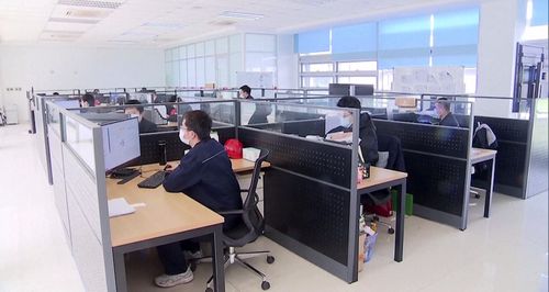 上海战疫丨各行业有序复工复产 防疫生产两不误 ,重回正轨